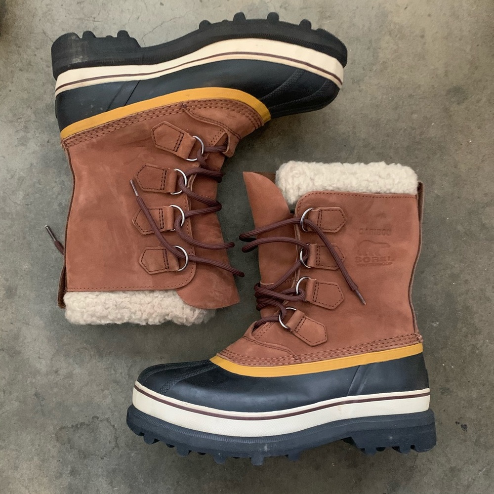 SOREL Caribou Weather Boots in brown